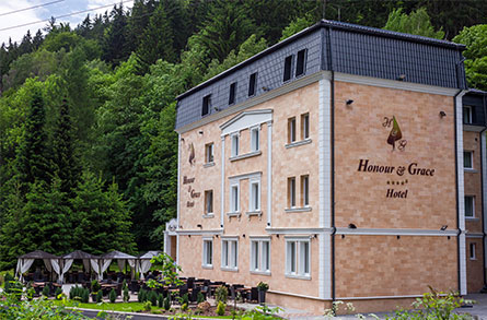 Luxusní Hotel Honour and Grace